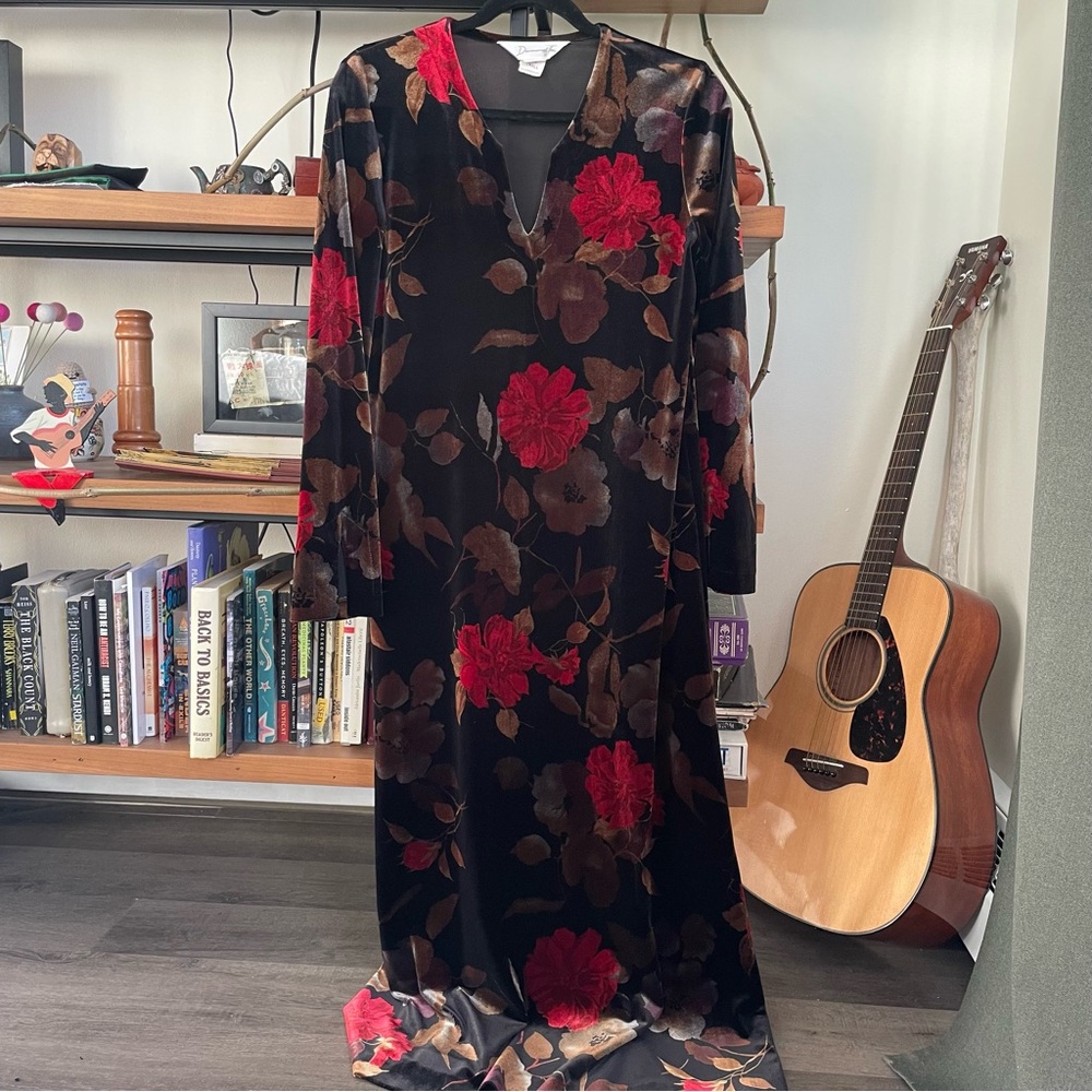 Romantic 90s Maxi Dress